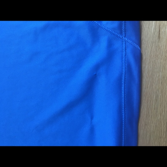 2/$20 Adidas Women’s Gym Vest - Picture 4 of 6